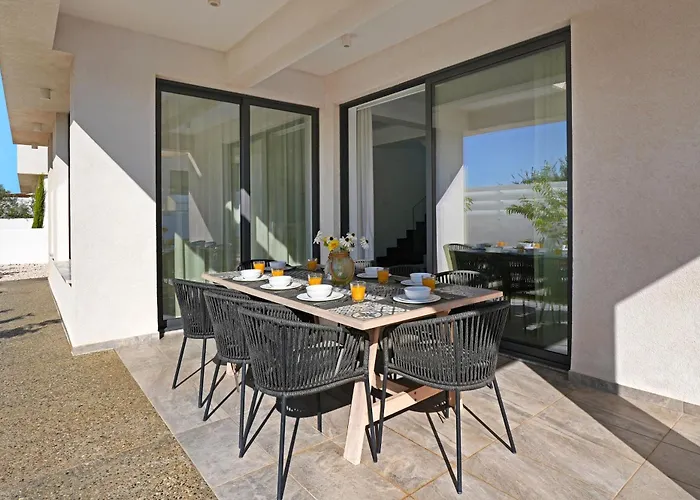 Queen Valentina * プロタラス