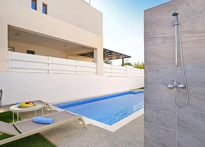 Queen Valentina * Protaras